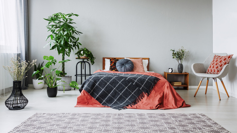 diamond patterns in bedroom