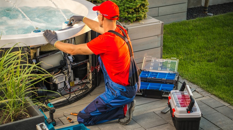 outdoor hot tub maintainance