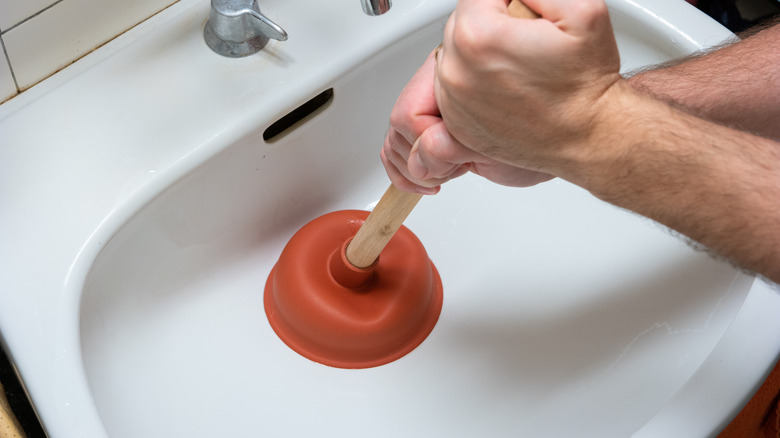 How To Remove A Stuck Sink Stopper