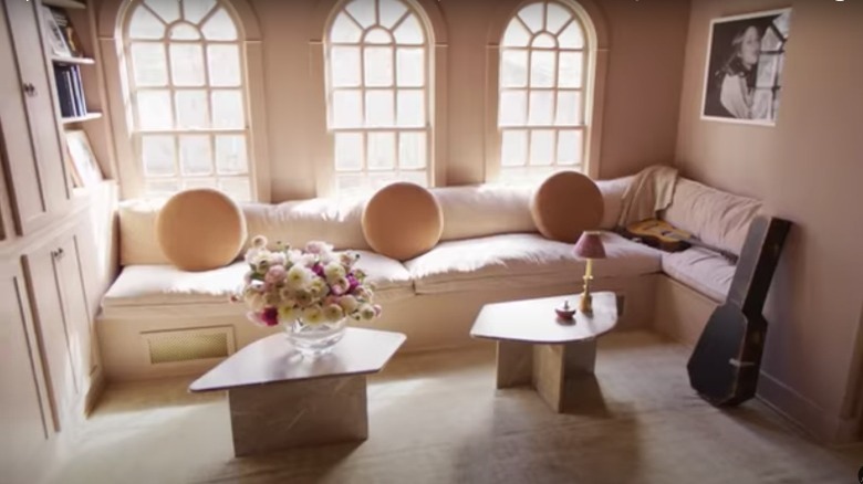 Kacey Musgraves's sitting room