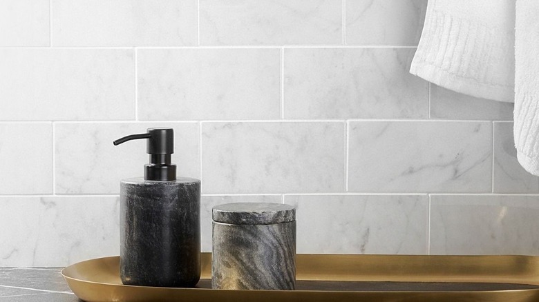 Marble subway tile