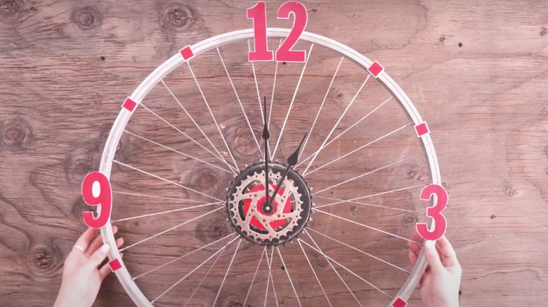 DIY bike rim wall clock