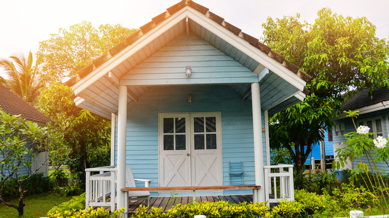 Charming home shed with garden 