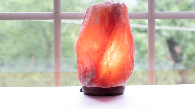 salt lamp