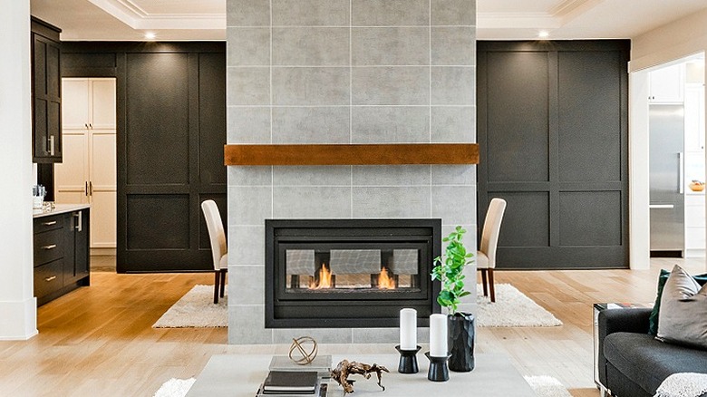 Fireplace contrasting color 