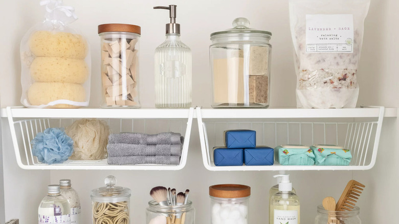 under shelf basket