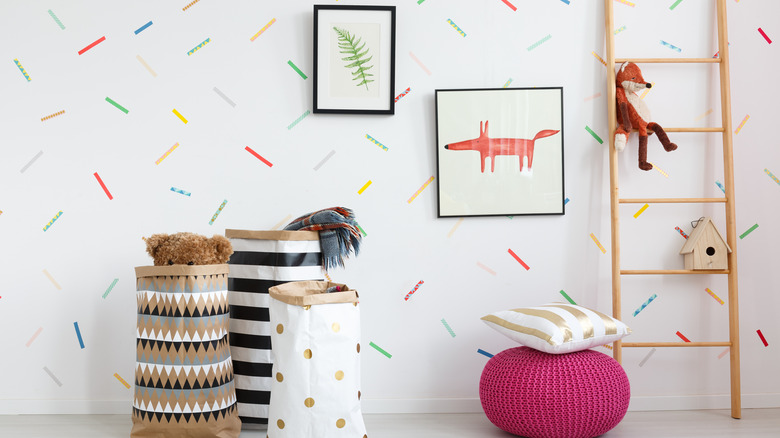 Colorful kid's room decor