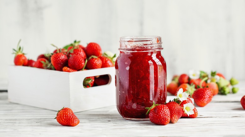 canned strawberry preserves