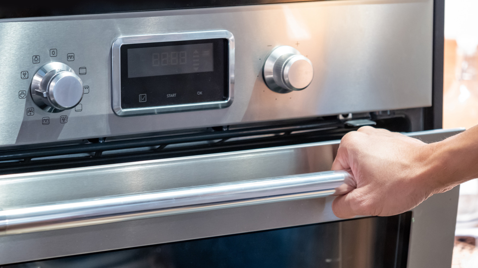 If Your Oven Is Making Bizarre Noises, Here's What You Need To Do