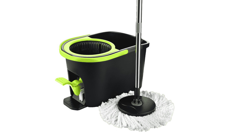 Weazy Cyclone spin mop 