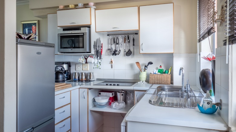https://www.housedigest.com/img/gallery/ikea-buys-to-optimize-a-small-kitchen/intro-1677273194.jpg