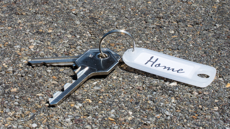 Lost keys on pavement