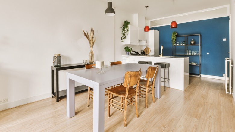 blue accent wall in kitchen