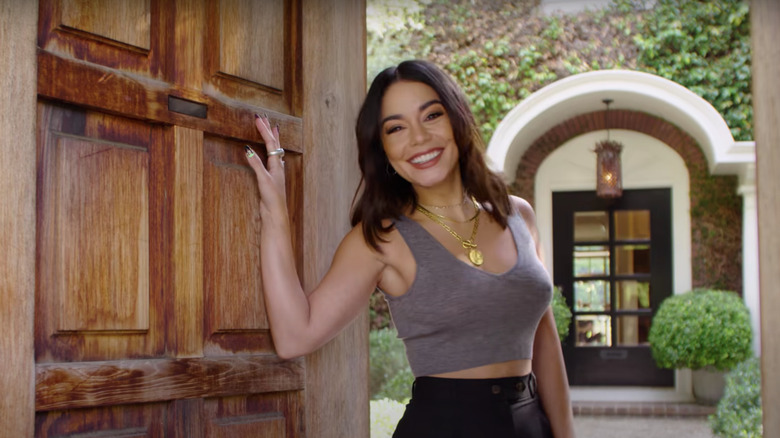 Vanessa Hudgens showing the home