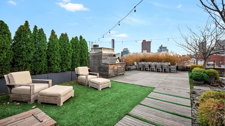 NY rooftop terrace