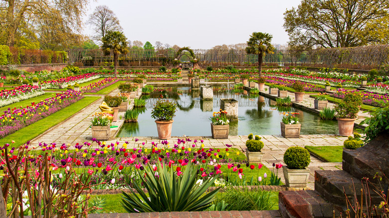 Kensington Palace sunken gardens