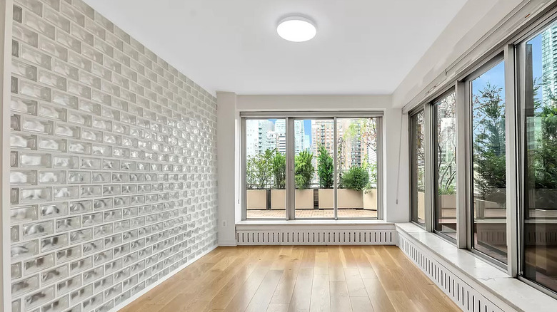 Livingroom with glass brick