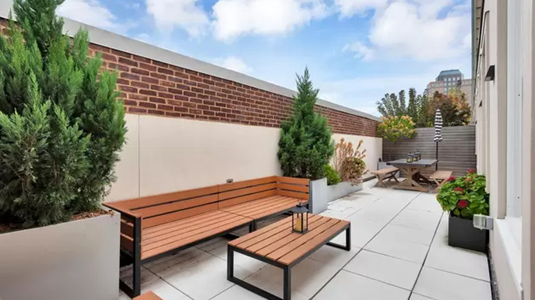 outdoor space in Brooklyn Heights