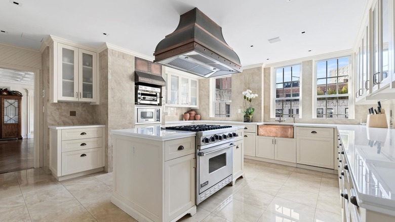 1185 Park Avenue kitchen