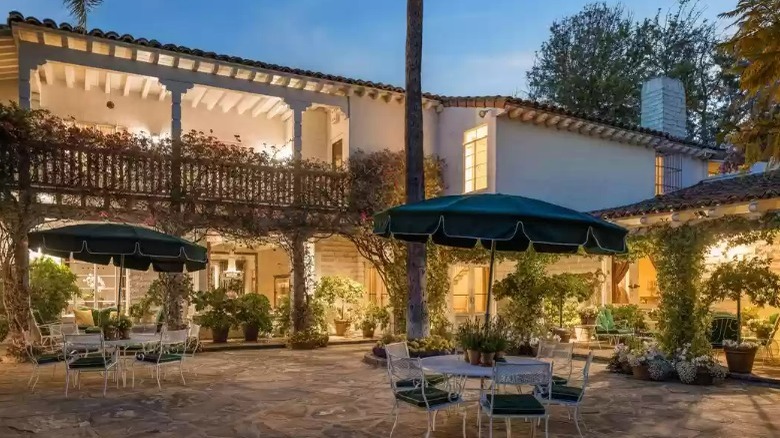 Courtyard and loggia in Bel Air