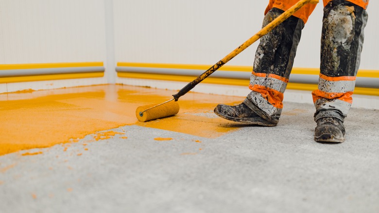 Painting on epoxy garage floor