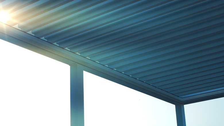 pergola patio roof with metal slats