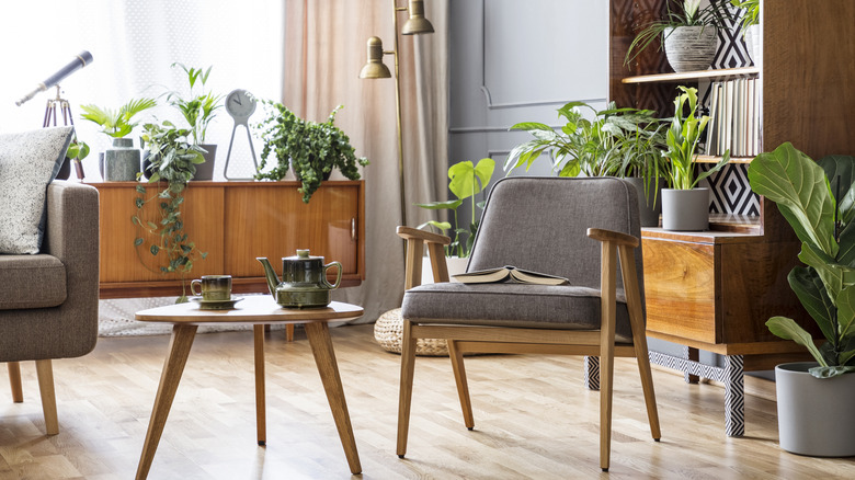 Is Light Wood Furniture And Home Decor Coming Back In Style?