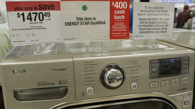 Rebate sign on appliance