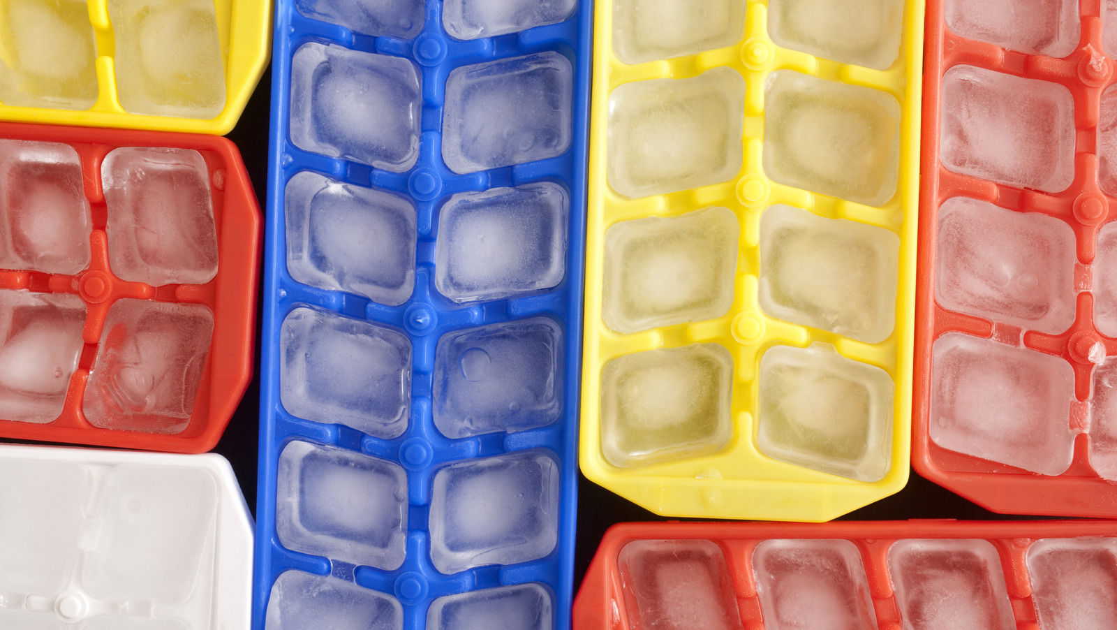 Make TikTok-worthy ice cubes for your bevs with these Prime Day sales on ice  trays - House & Home