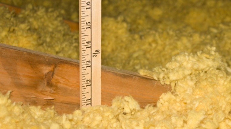 Measuring the level of insulation 