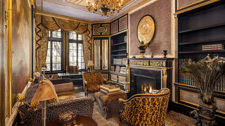 Leopard-themed parlor room