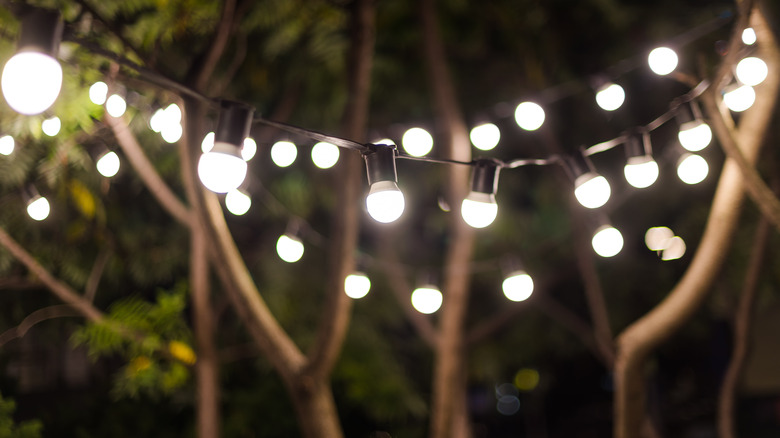 Outdoor string lights