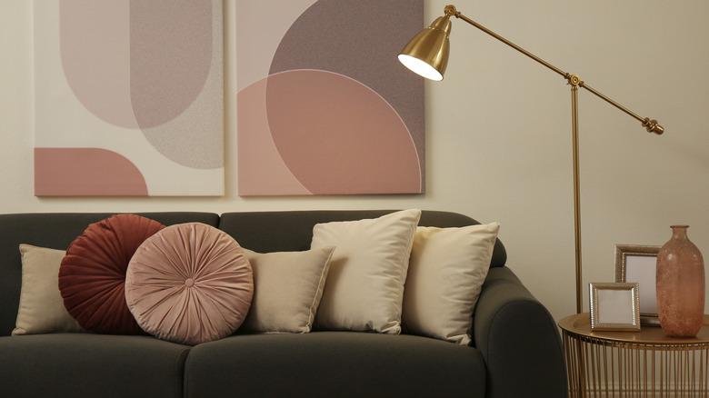 neutral and muted pink living room