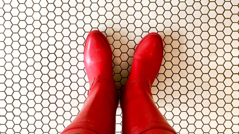 penny tile and red boots