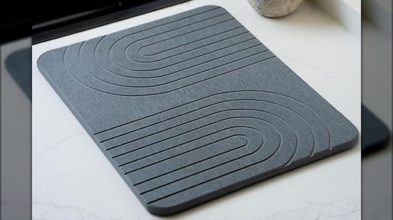 Stone drying mat