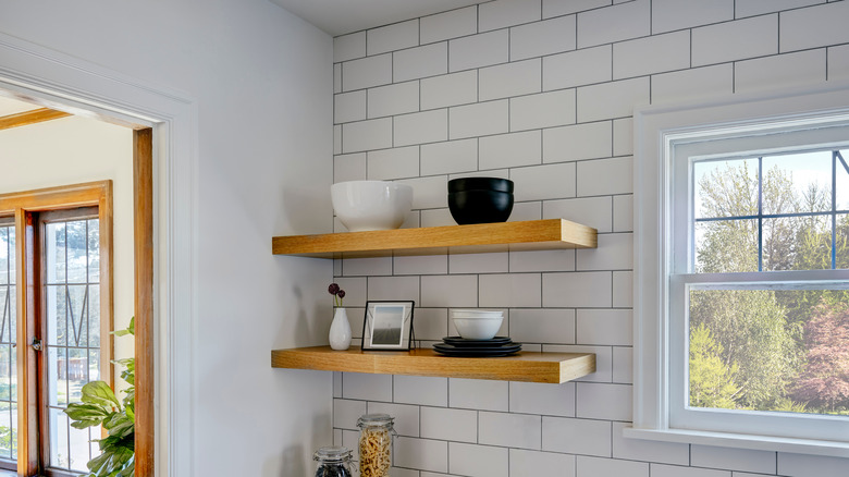 Subway tile backsplash in kitchen