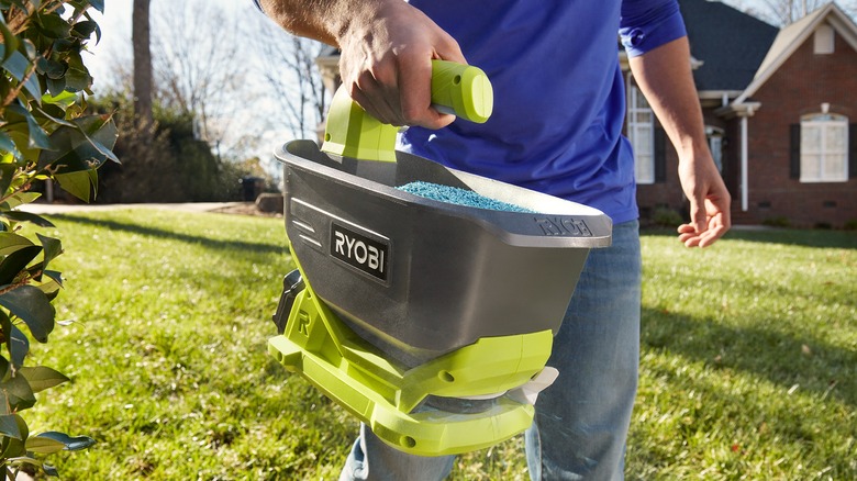 Ryobi Power Spreader