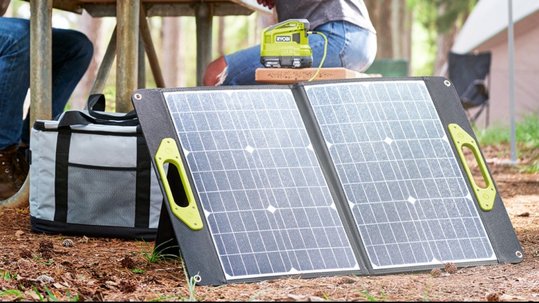 Ryobi Foldable Solar Panel