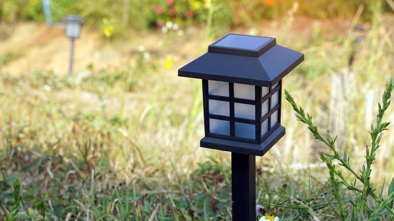 Japanese-style outdoor light