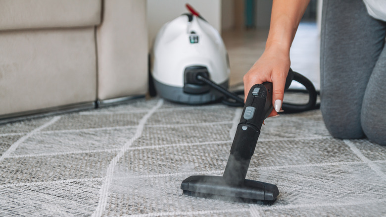 steam cleaning carpet at home