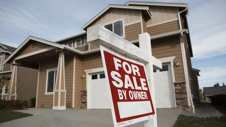 house for sale sign