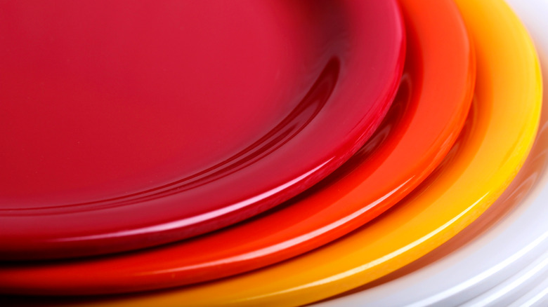 Melamine plates