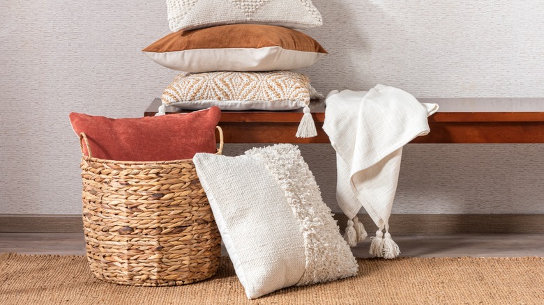 stylish throw pillow bench display