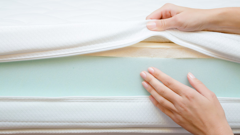 mattress topper layers