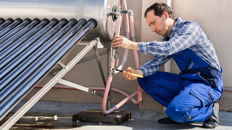 plumber and solar water heater