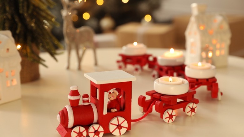 Unique Christmas candle holders 