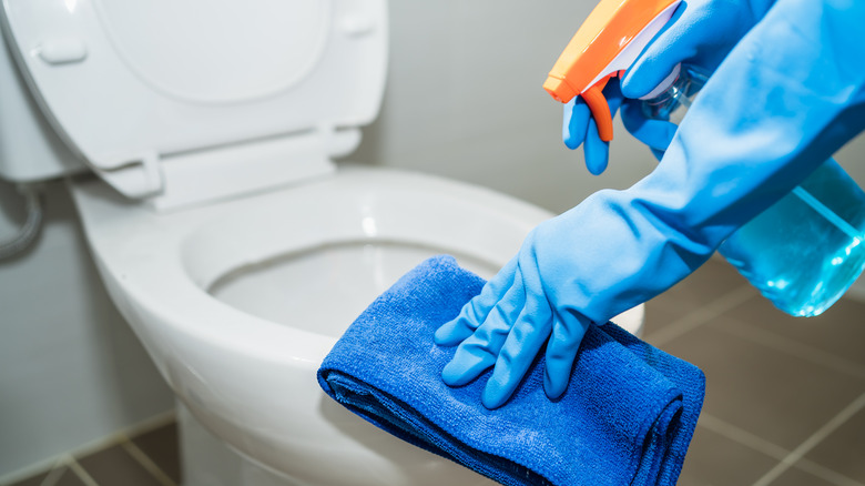 cleaning toilet