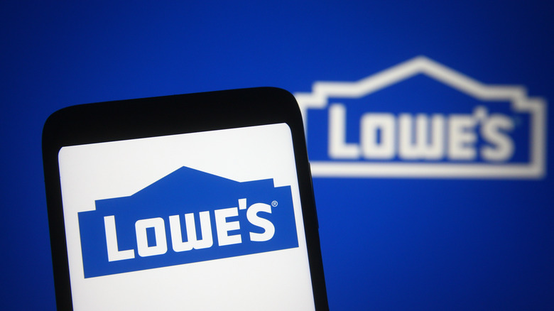 lowe's on smartphone