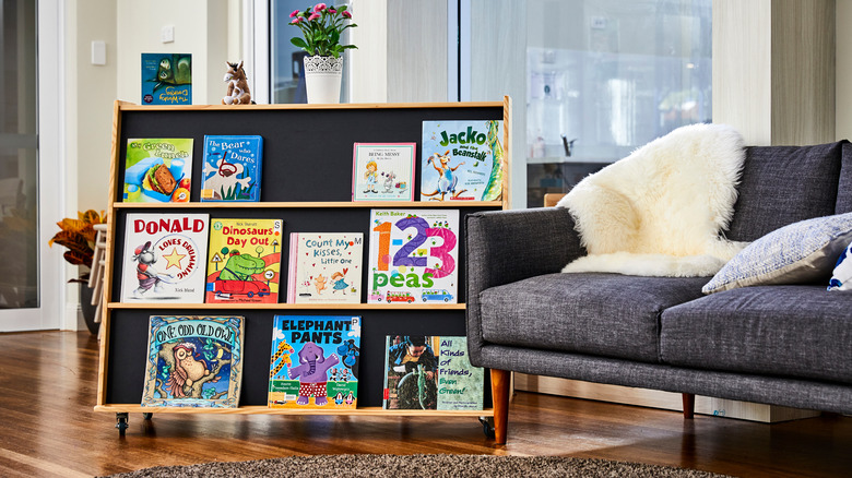 Children's book corner in room 