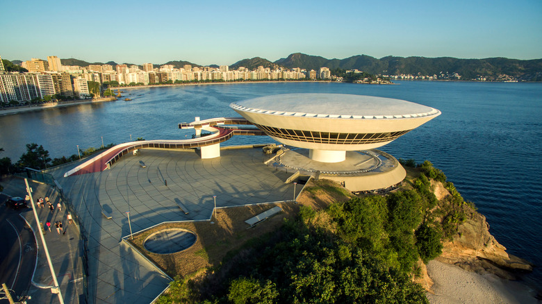 The Niteroi Contemporary Art Museum